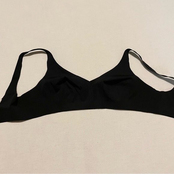 Lululemon Like Nothing Bra Size 32D - Picture 13 of 16